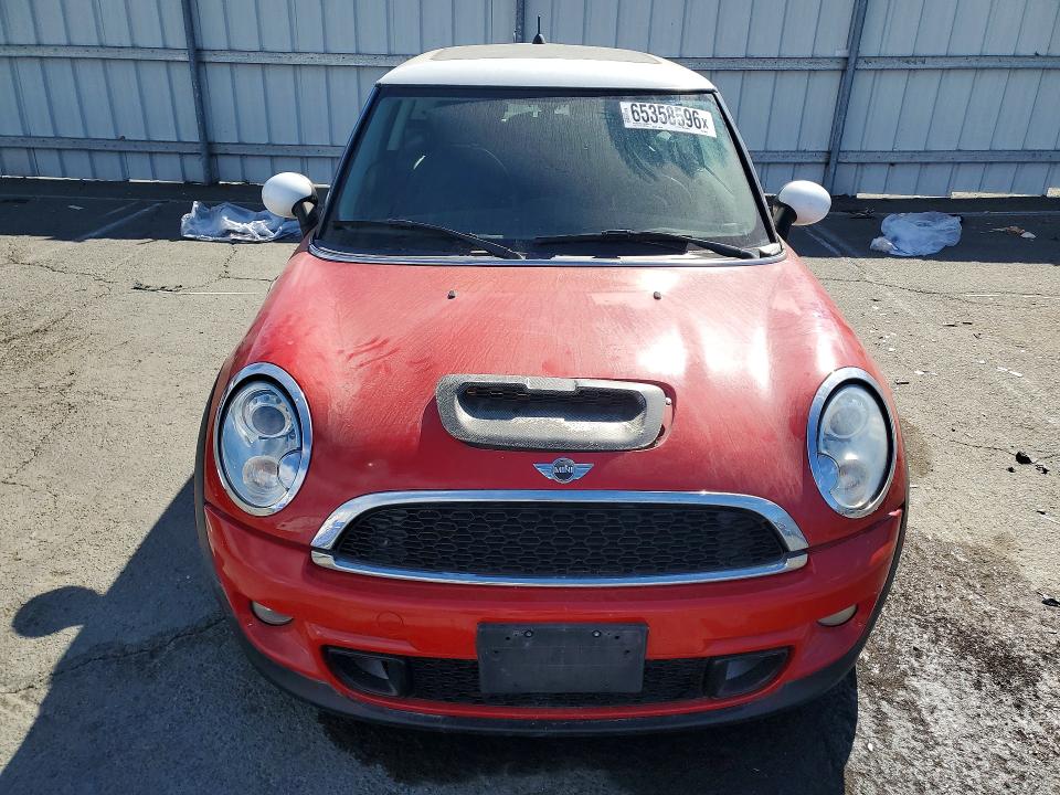 2013 Mini Cooper VIN WMWSV3C55DT394034 COPART salvage auction — MECHANICAL, Ca - Dis/Dlr/Exp Only Clean Title, sold $500 on 2026-08-25 (photo 5)