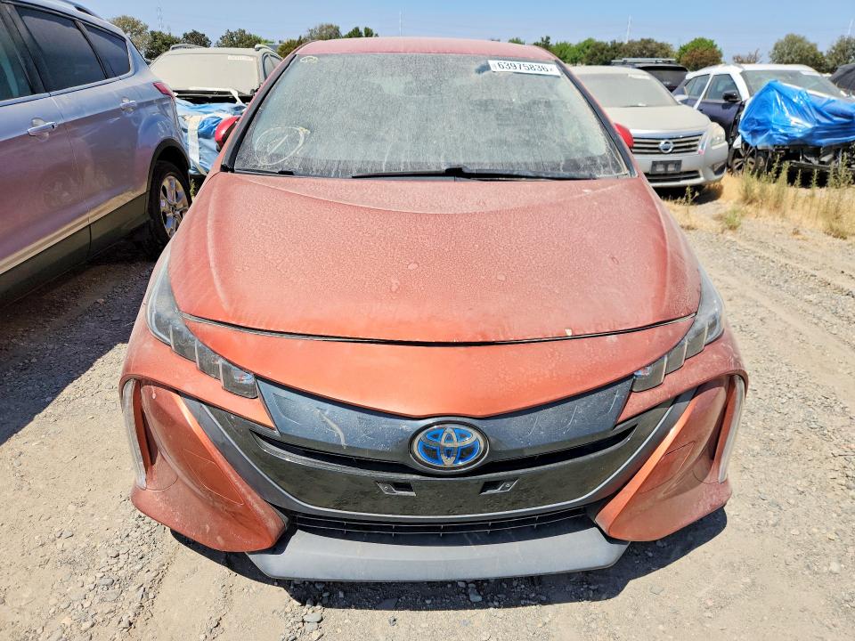 2017 Toyota Prius prime VIN JTDKARFP7H3064223 COPART salvage auction — FRONT END, CA - SALVAGE CERTIFICATE (P), sold $7,000 on 2026-08-14 (photo 8)