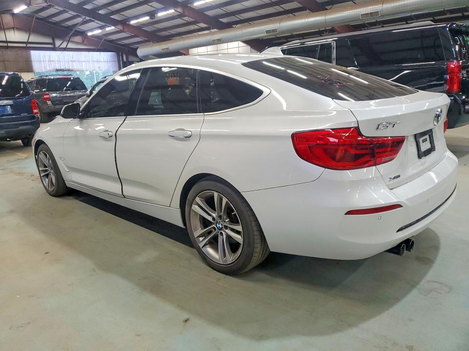 2018 BMW 3er VIN WBA8Z9C51JB219847 COPART salvage auction — MINOR DENT/SCRATCHES, Ct - Certificate Of Title (P), sold $2,450 on 2026-08-21 (photo 2)