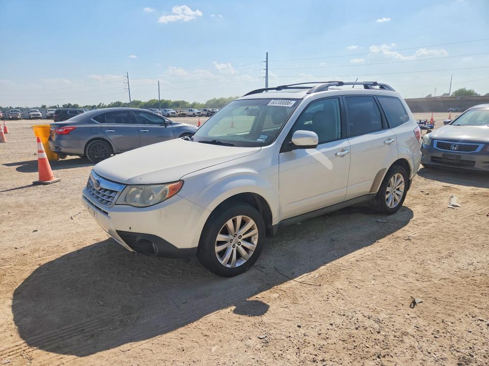 2013 Subaru Forester VIN JF2SHAEC2DH425691 COPART salvage auction — NORMAL WEAR, Tx - Certificate Of Title (P), sold $700 on 2026-08-23 (photo 1)