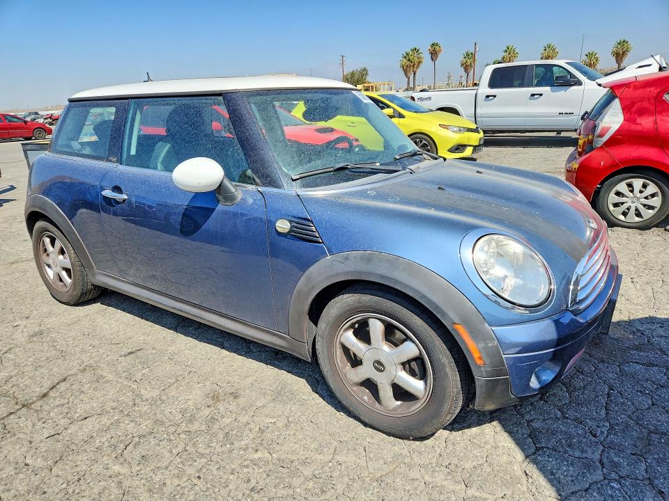 2010 Mini Cooper VIN WMWMF3C52ATZ61544 COPART salvage auction — MINOR DENT/SCRATCHES, CA - APP FOR DUP CLEAN OR AC, sold $475 on 2026-09-10 (photo 4)
