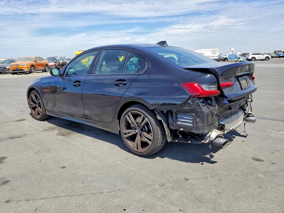 2022 BMW 3er VIN 3MW5R1J04N8C43434 COPART salvage auction — REAR END, CA - SALVAGE CERTIFICATE, sold $14,300 on 2026-08-24 (photo 2)
