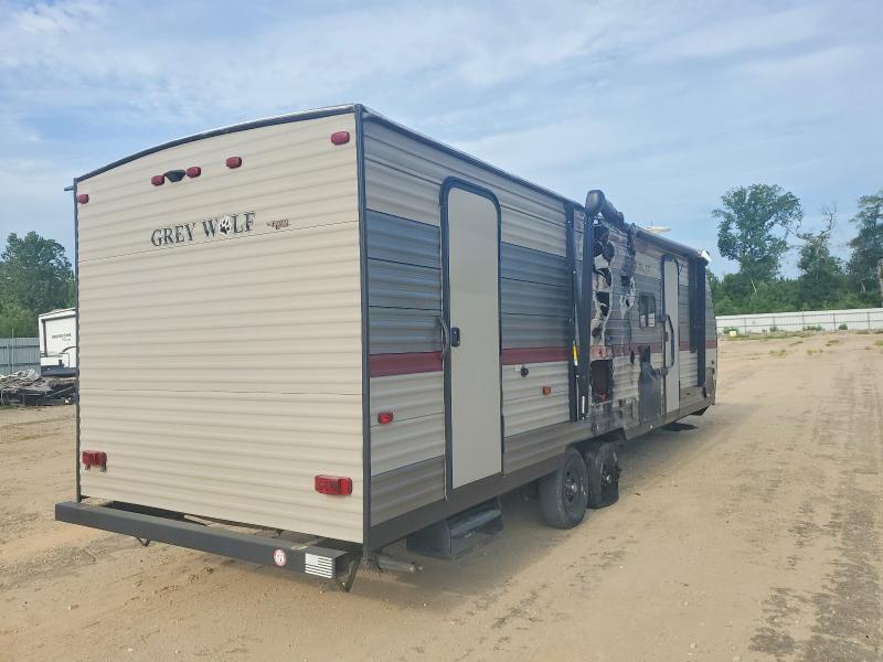 2018 Cherokee VIN 4X4TCKB24JK047983 COPART salvage auction — INTERIOR BURN, FL - CERTIFICATE OF DESTRUCTION, sold $15 on 2026-09-04 (photo 4)