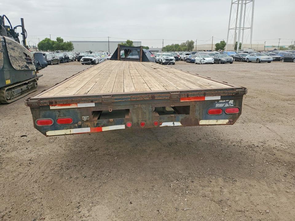 1996 Big tex Flatbed VIN 16VGX3228T1678573 COPART salvage auction — FRONT END, AZ - CERT OF TITLE - SALVAGE, sold $575 on 2026-09-10 (photo 6)