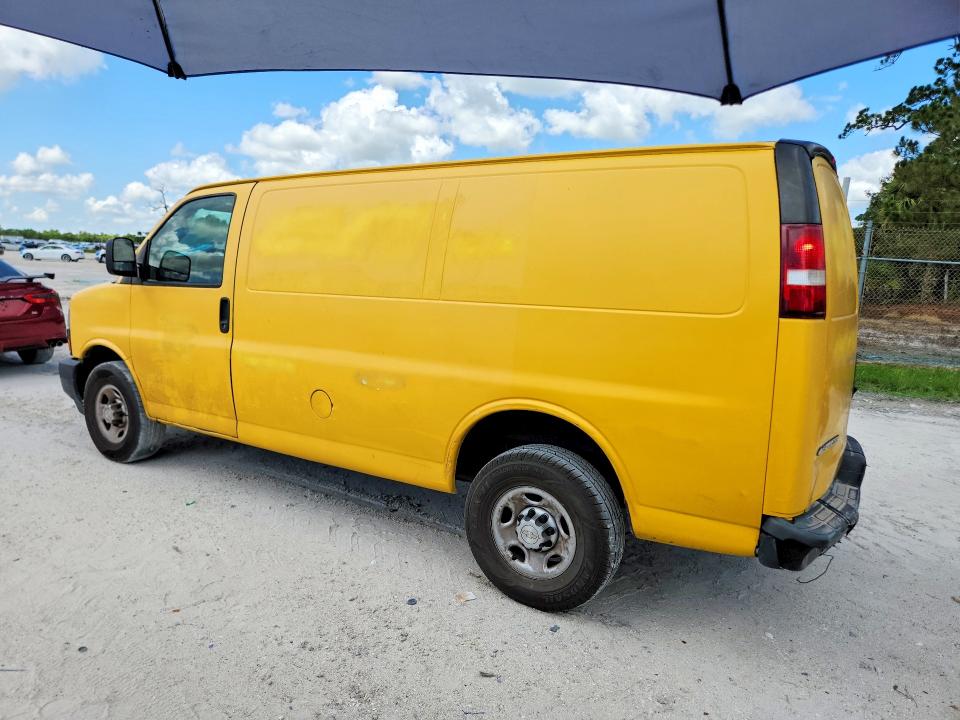 2018 Chevrolet Express VIN 1GCWGAFP5J1342605 COPART salvage auction — SIDE, Fl - Certificate Of Title, sold $2,500 on 2026-09-16 (photo 2)