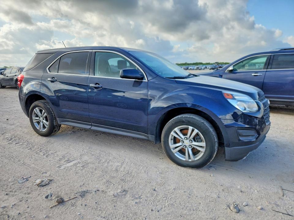 2017 Chevrolet Equinox VIN 2GNALBEK9H1559846 COPART salvage auction — MINOR DENT/SCRATCHES, Tx - Certificate Of Title, sold $1,200 on 2026-08-20 (photo 4)