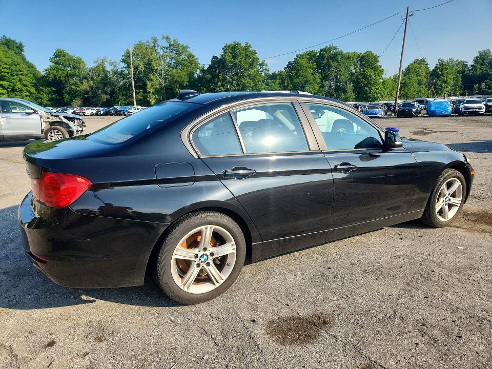 2015 BMW 3er VIN WBA3B3G58FNR87532 COPART salvage auction — MECHANICAL, Ny - Mv-907A Salvage Certificate, sold $1,450 on 2026-08-18 (photo 3)