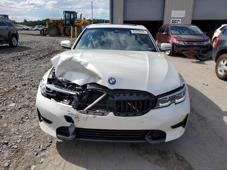 2021 BMW 3er VIN 3MW5R7J0XM8B79675 COPART salvage auction — FRONT END, Pa - Certificate Of Salvage, sold $14,900 on 2026-08-26 (photo 5)