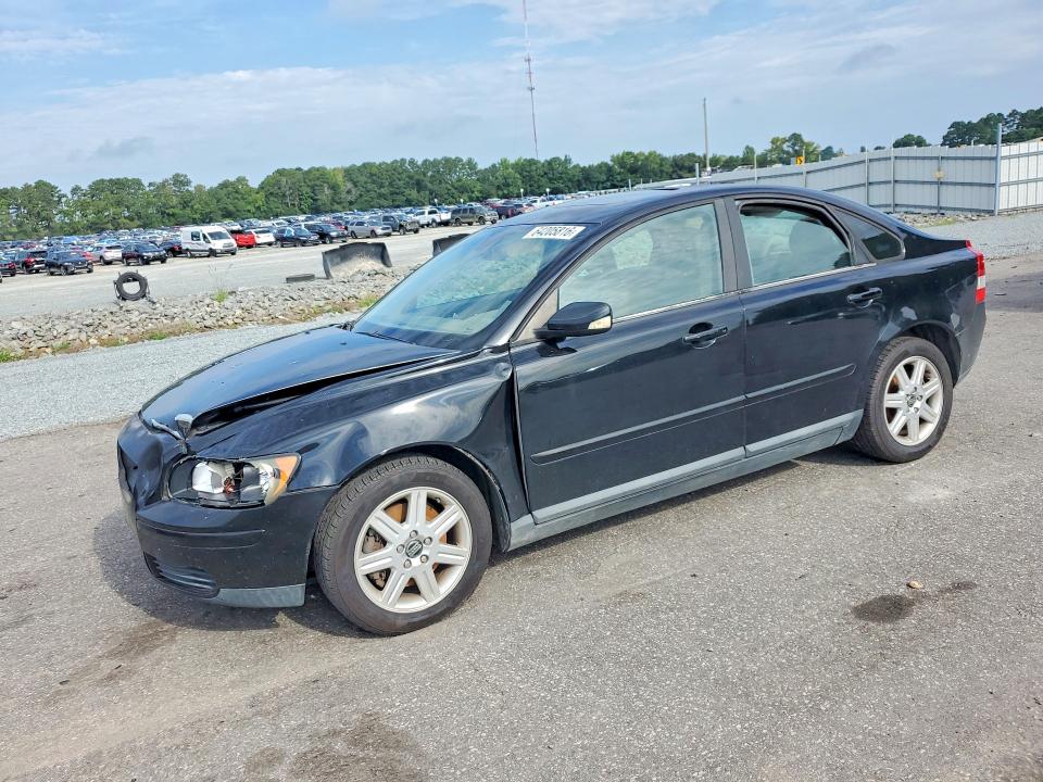 2006 Volvo S40 VIN YV1MS382862177129 COPART salvage auction — FRONT END, Nc - Salvage Certificate Of Title, sold $375 on 2026-08-20 (photo 1)