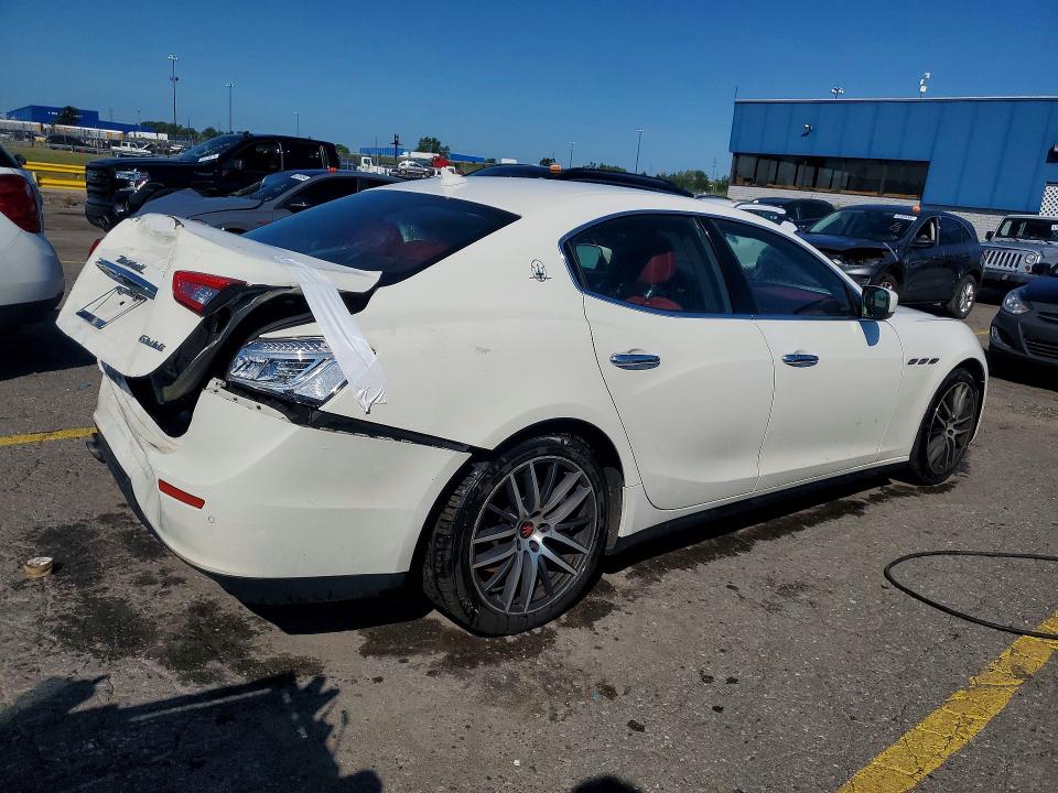 2015 Maserati Ghibli VIN ZAM57RTA5F1133376 COPART salvage auction — REAR END, Salvage Title, sold $2,250 on 2026-09-04 (photo 3)