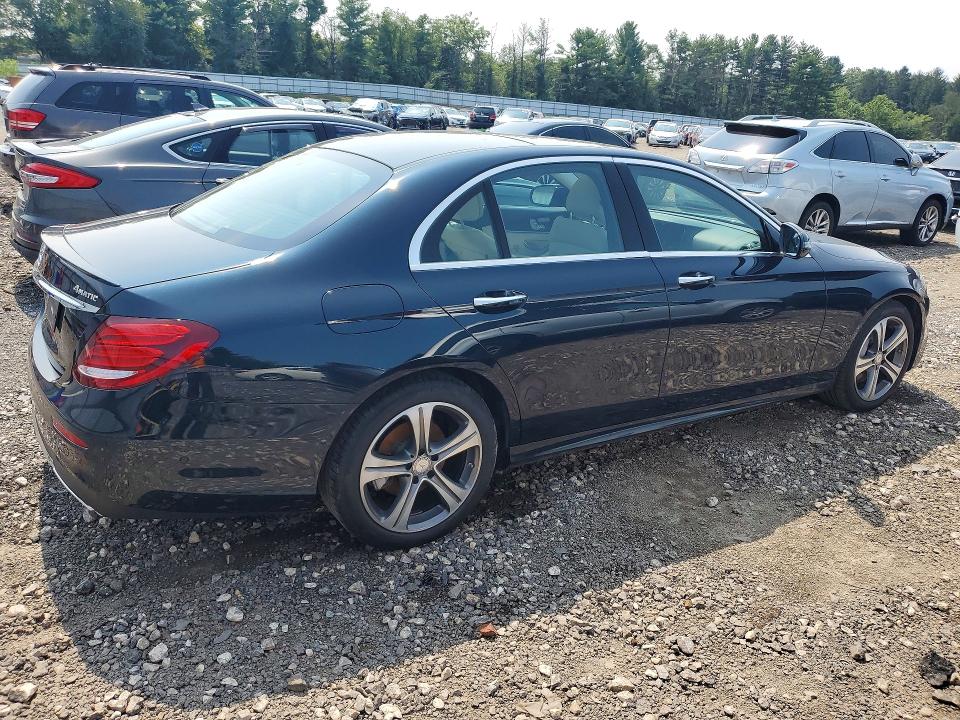 2017 Mercedes-benz E-klasse VIN WDDZF4KB2HA128909 COPART salvage auction — REAR END, Salvage Title, sold $9,300 on 2026-08-24 (photo 3)