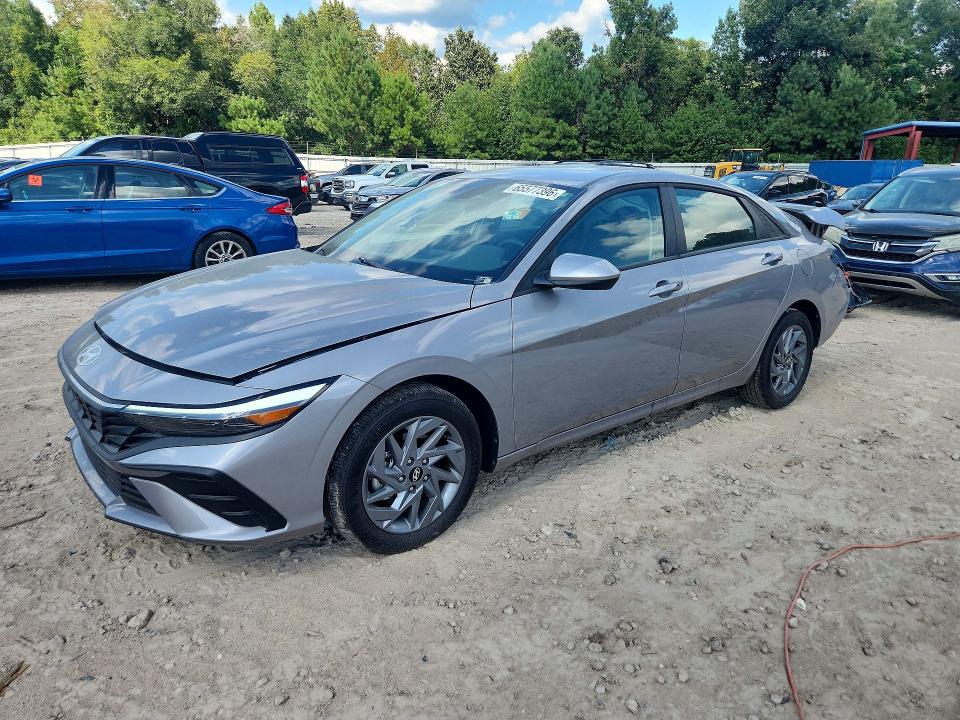 2026 Hyundai Elantra VIN KMHLM4DJ9TU190935 — COPART salvage auction photo