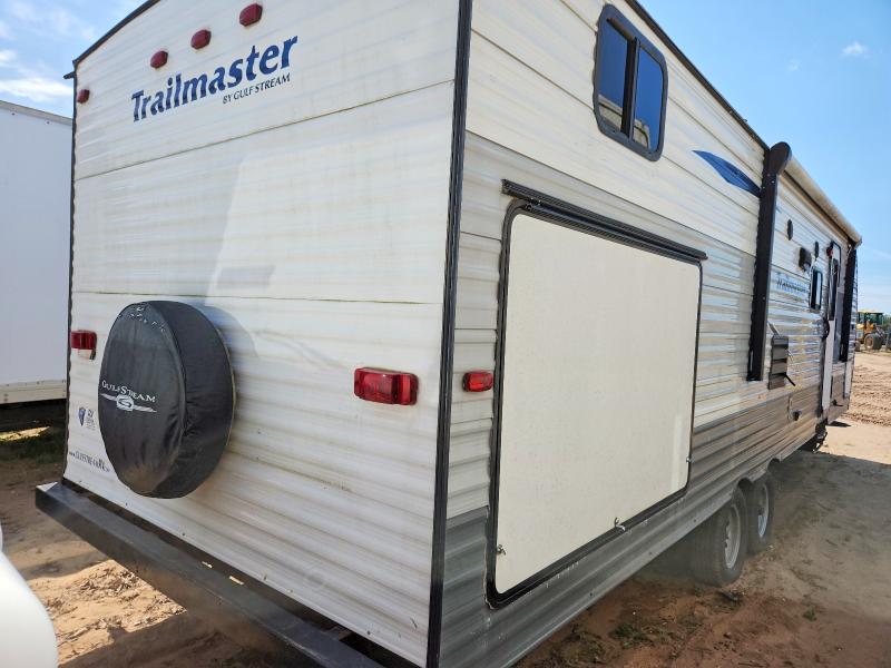 2018 Gulf stream Trailmaste VIN 1NL1G3320J1130011 COPART salvage auction — SIDE, CT, sold $4,050 on 2026-09-25 (photo 4)