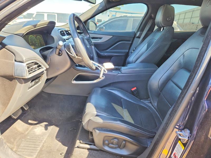 2017 Jaguar F-pace VIN SADCM2BVXHA075918 COPART salvage auction — MECHANICAL, Salvage Title, sold $2,600 on 2026-09-17 (photo 7)