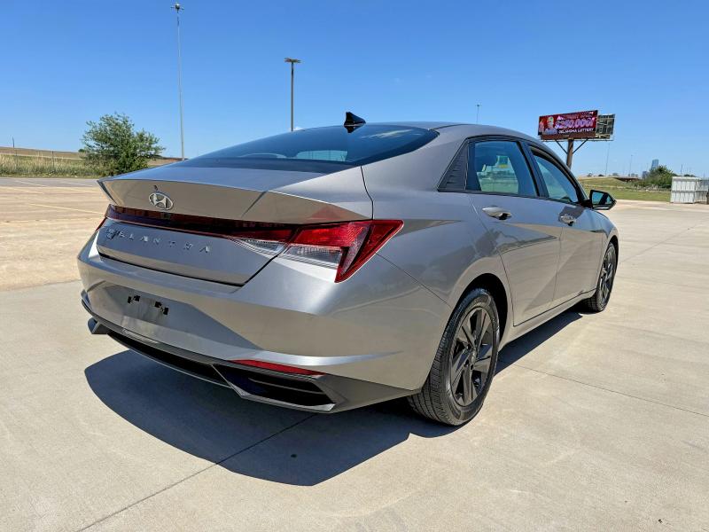 2021 Hyundai Elantra VIN KMHLM4AG3MU192044 COPART salvage auction — MINOR DENT/SCRATCHES, Salvage Title, sold $8,400 on 2026-08-25 (photo 4)