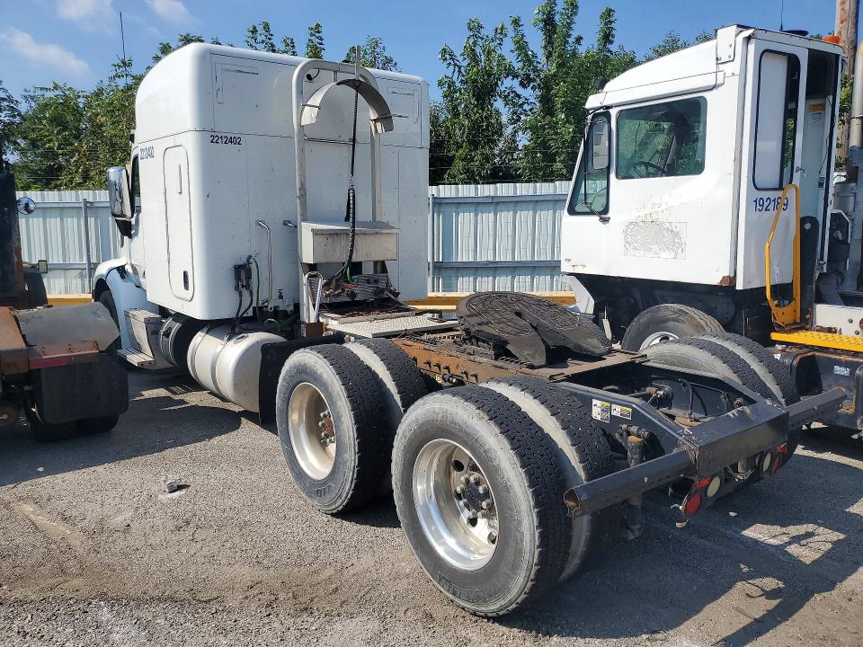 2017 Peterbilt 579 VIN 1XPBDP9XXHD359736 COPART salvage auction — MECHANICAL, OH - CERTIFICATE OF TITLE, sold $4,150 on 2026-10-05 (photo 2)