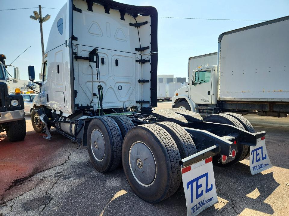 2026 Freightliner Cascadia VIN 3AKJHHDR6TSWM4297 COPART salvage auction — ALL OVER, OH - CERT OF TITLE-SALVAGE, sold $101,000 on 2026-10-15 (photo 2)