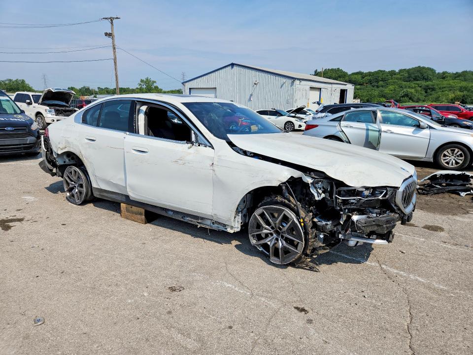 2027 BMW 5 series VIN WBA43FJ04VCY26430 COPART salvage auction — FRONT END, OH - CERTIFICATE OF TITLE (P), sold $25,250 on 2026-08-10 (photo 4)