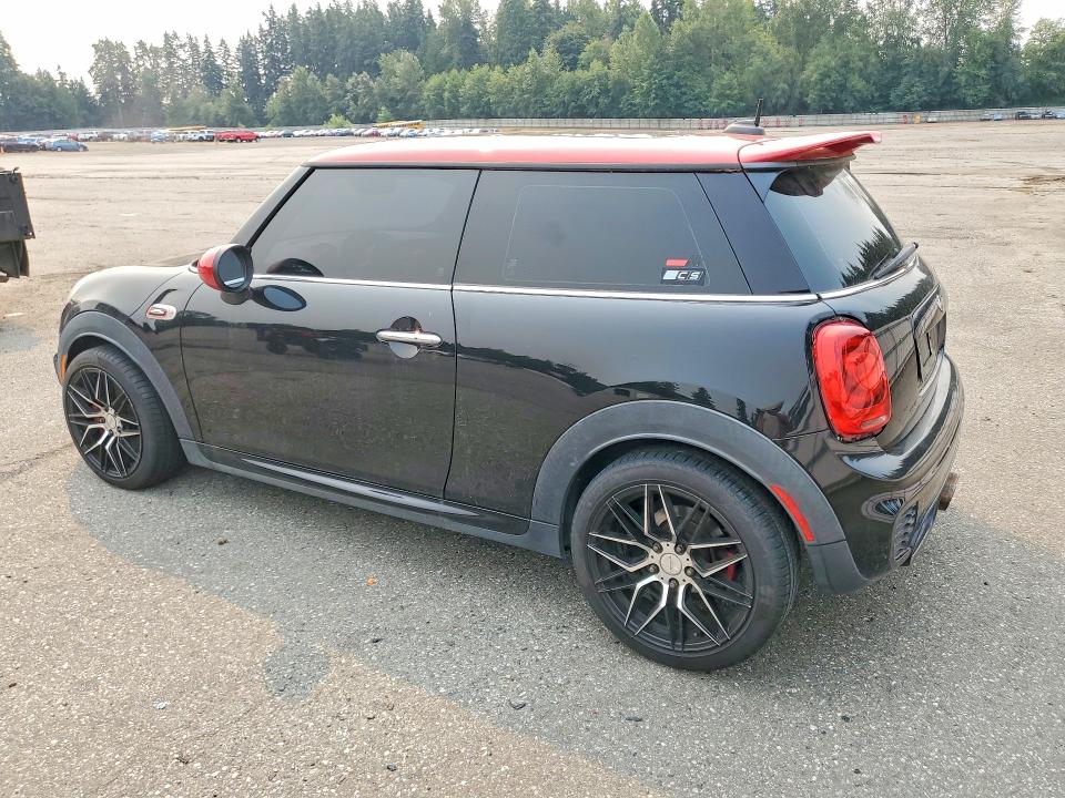 2017 Mini Cooper VIN WMWXM9C5XHT997286 COPART salvage auction — MINOR DENT/SCRATCHES, Wa - Vehicle Cert Of Ownership-Titl, sold $2,100 on 2026-08-17 (photo 2)