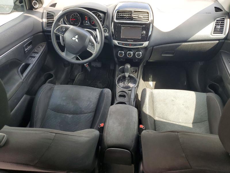 2015 Mitsubishi Outlander VIN 4A4AP4AU6FE002378 COPART salvage auction — MINOR DENT/SCRATCHES, Fl - Certificate Of Title, sold $2,550 on 2026-09-01 (photo 8)
