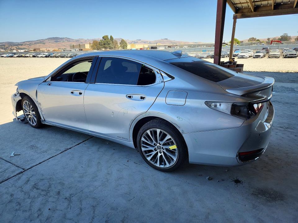 2019 Lexus ES VIN JTHB21B11K2004580 COPART salvage auction — FRONT END, CA - SALVAGE CERTIFICATE, sold $10,800 on 2026-08-24 (photo 2)