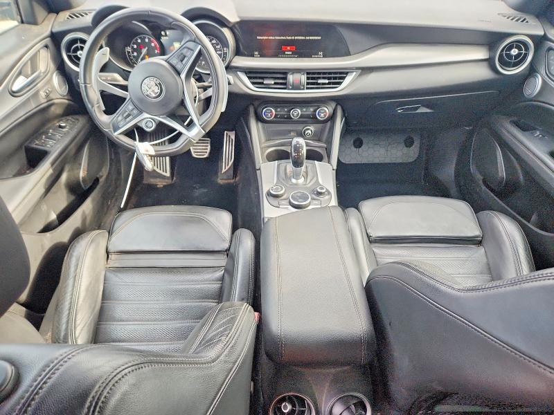2018 Alfa romeo Stelvio VIN ZASFAKNN3J7B91646 COPART salvage auction — MINOR DENT/SCRATCHES, Wv - Certificate Of Title, sold $6,700 on 2026-09-01 (photo 8)