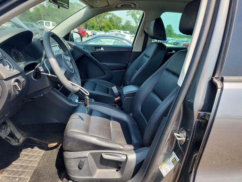 2012 Volkswagen Tiguan VIN WVGAV7AX1CW004999 COPART salvage auction — NORMAL WEAR, IA - CERTIFICATE OF TITLE, sold $1,500 on 2026-08-14 (photo 7)