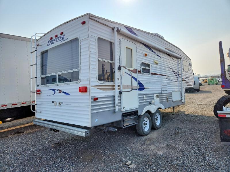 2004 Keystone Sprinter VIN 4YDF252294K211334 COPART salvage auction — HAIL, MT - CERTIFICATE OF TITLE TOTALED, sold $1,000 on 2026-09-18 (photo 4)