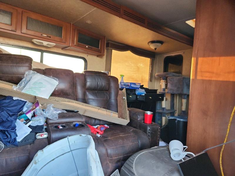 2012 Heartland big horn Sundance VIN 5SFSB3220CE242942 COPART salvage auction — VANDALISM, FL - CERT OF TITLE SLVG REBUILDABLE, sold $250 on 2026-09-16 (photo 5)