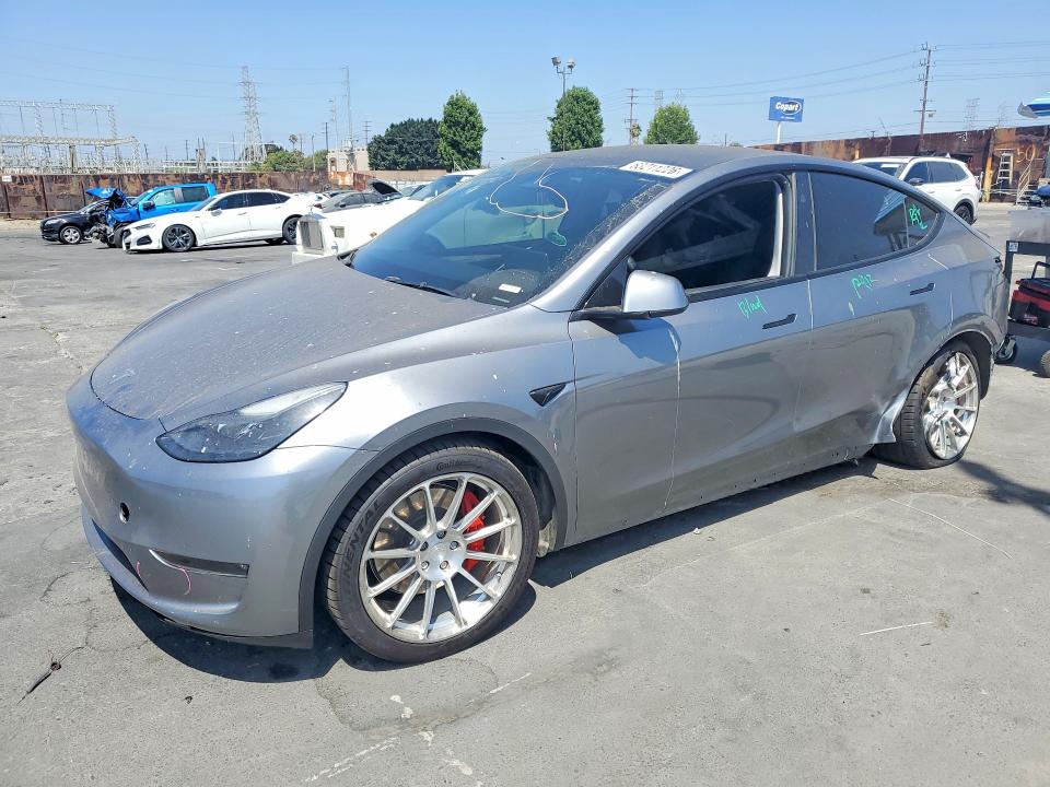 2024 Tesla Model y VIN 7SAYGDEF3RA294351 — COPART salvage auction photo