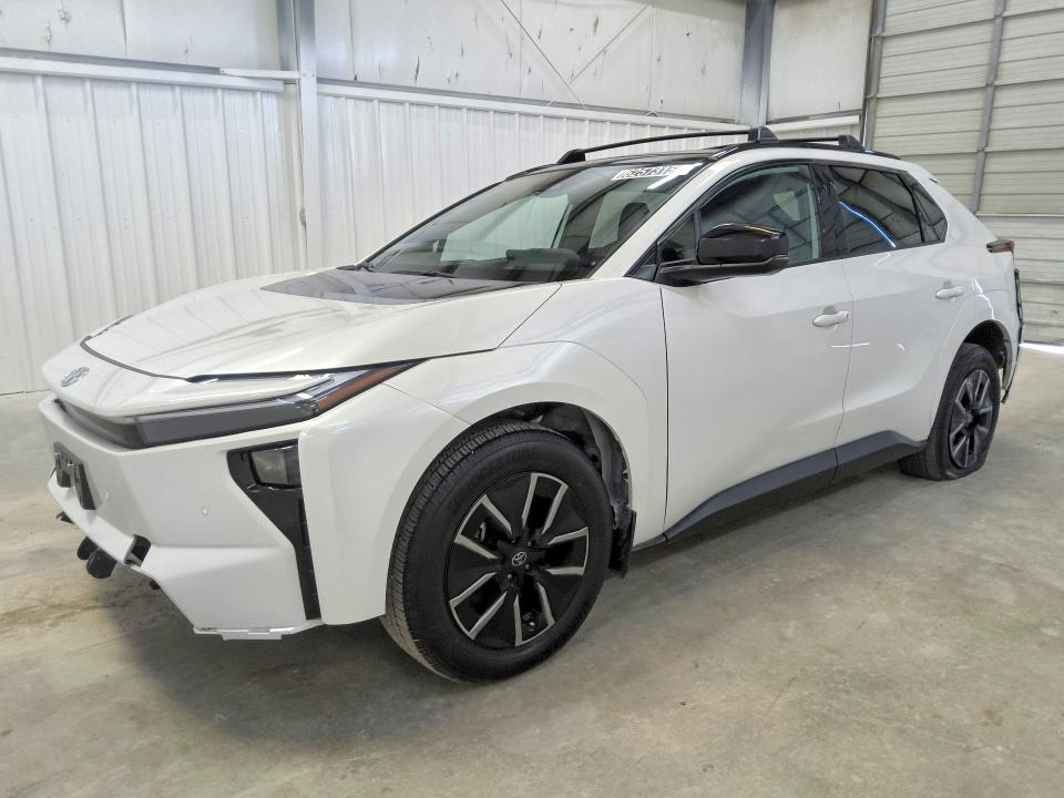 2026 Toyota Bz VIN JTMBCAEB8TA005364 — COPART salvage auction photo