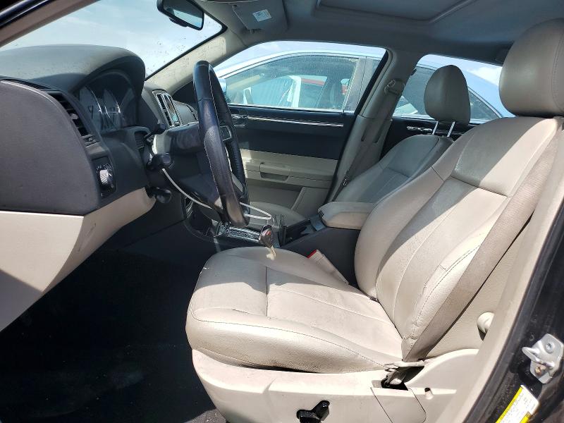 2007 Chrysler 300 VIN 2C3KA53G57H635088 COPART salvage auction — FRONT END, AZ - CERT OF TITLE - SALVAGE, sold $225 on 2026-09-08 (photo 7)