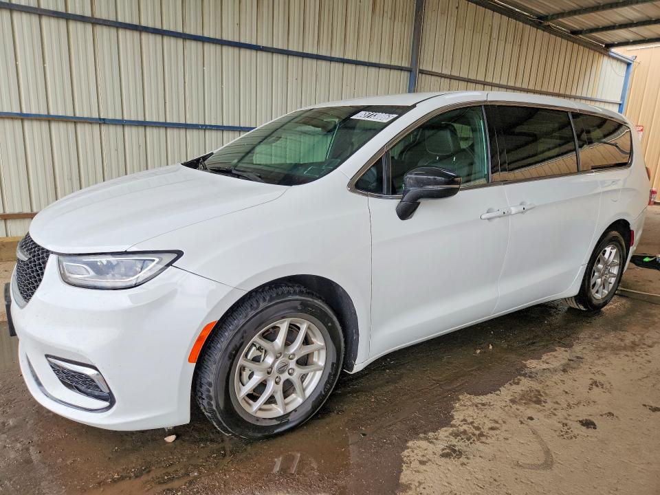 2025 Chrysler Pacifica VIN 2C4RC1BGXSR532525 COPART salvage auction — FRONT END, NY - CERTIFICATE OF TITLE (P), sold $11,000 on 2026-08-19 (photo 1)