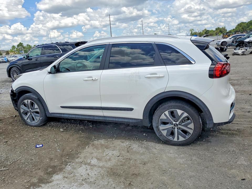 2020 Kia Niro VIN KNDCE3LG5L5040686 COPART salvage auction — FRONT END, FL - CERT OF TITLE SLVG REBUILDABLE, sold $8,900 on 2026-08-18 (photo 2)