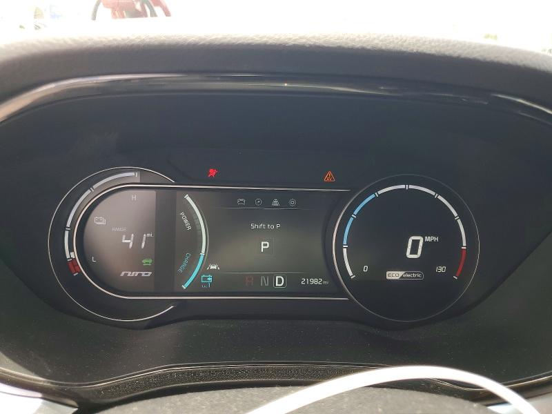 2020 Kia Niro VIN KNDCE3LG5L5040686 COPART salvage auction — FRONT END, FL - CERT OF TITLE SLVG REBUILDABLE, sold $8,900 on 2026-08-18 (photo 9)