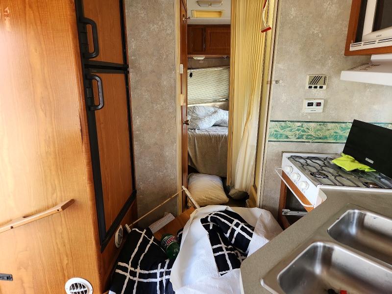 2004 Coachmen Freelander VIN 1FDXE45S64HA36389 COPART salvage auction — FRONT END, PA - CERTIFICATE OF SALVAGE, sold $60 on 2026-09-24 (photo 6)