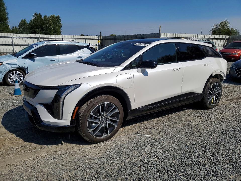 2025 Cadillac Optiq VIN 3GYK3EMR6SS200909 — COPART salvage auction photo