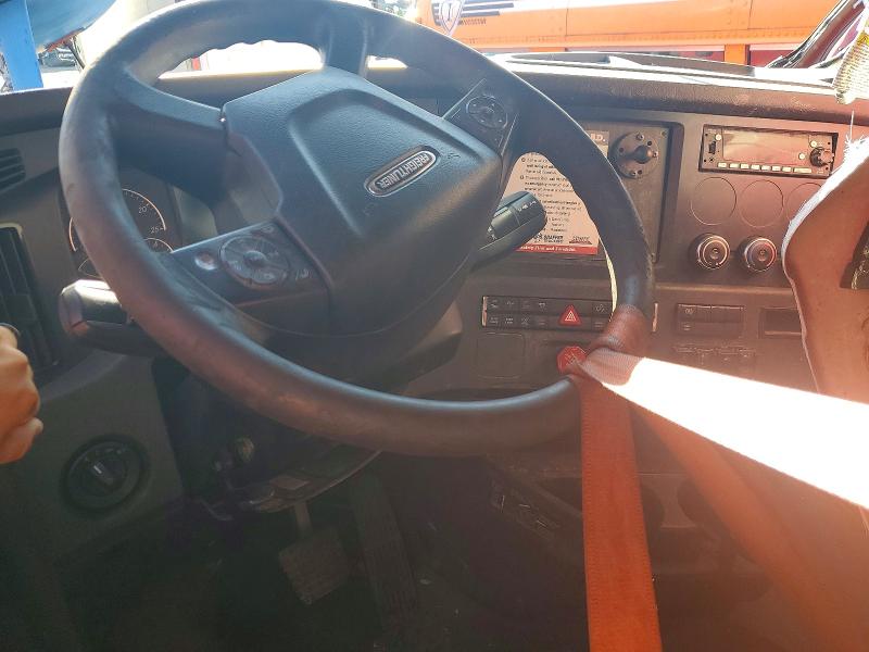 2024 Freightliner Cascadia 126 VIN 3AKJHHDR2RSUP7221 COPART salvage auction — SIDE, NE - CERT OF TITLE-SALVAGE, sold $18,700 on 2026-09-18 (photo 8)