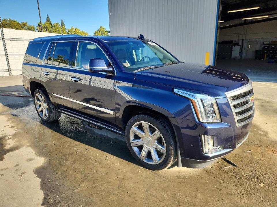 2018 Cadillac Escalade VIN 1GYS3CKJ2JR181715 COPART salvage auction — MINOR DENT/SCRATCHES, Ca - Certificate Of Title, sold $19,507 on 2026-09-01 (photo 4)