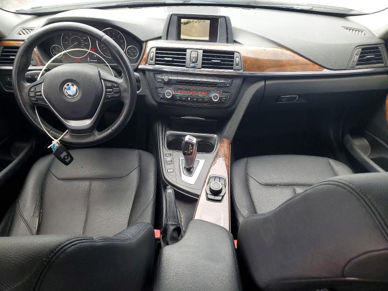 2014 BMW 3er VIN WBA3C1C54EK107126 COPART salvage auction — MINOR DENT/SCRATCHES, Nv - Certificate Of Title, sold $1,200 on 2026-08-20 (photo 8)