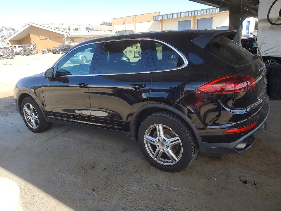 2016 Porsche Cayenne VIN WP1AA2A25GKA12140 COPART salvage auction — UNDERCARRIAGE, Salvage Title, sold $3,250 on 2026-10-13 (photo 2)