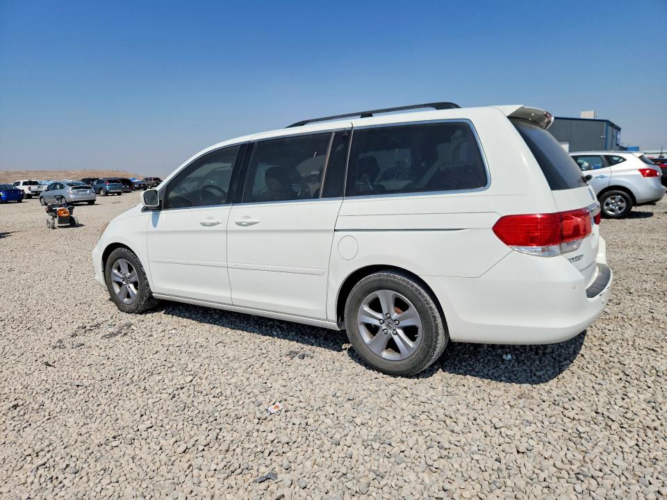 2010 Honda Odyssey VIN 5FNRL3H90AB047342 COPART salvage auction — MINOR DENT/SCRATCHES, Ct - Clean Title, sold $400 on 2026-08-21 (photo 2)