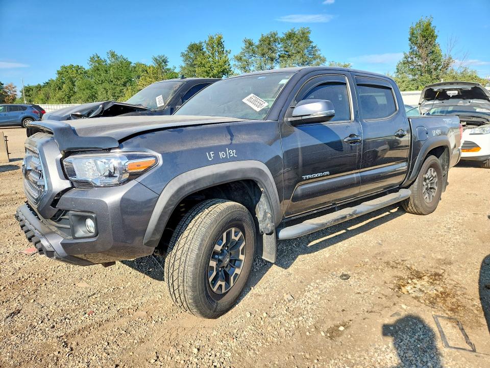2017 Toyota Tacoma VIN 3TMCZ5AN5HM094783 — COPART salvage auction photo