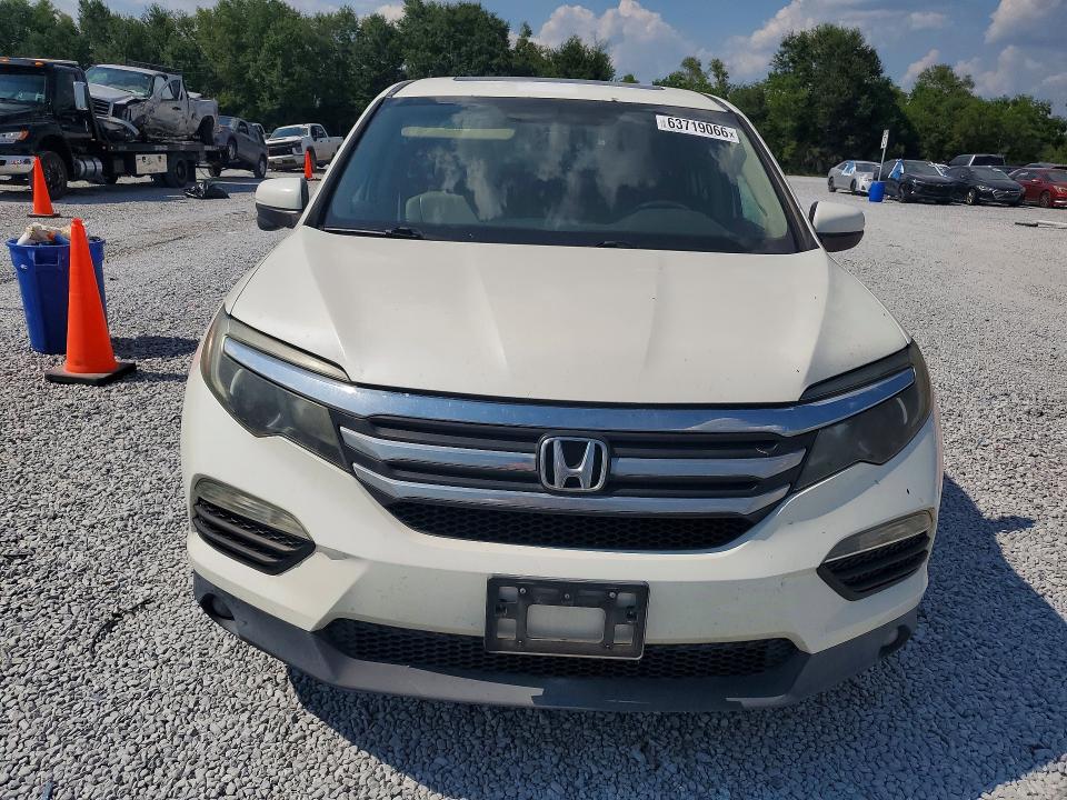 2016 Honda Pilot VIN 5FNYF6H79GB084076 COPART salvage auction — REAR END, TX - CERTIFICATE OF TITLE, sold $10,926 on 2026-08-17 (photo 5)