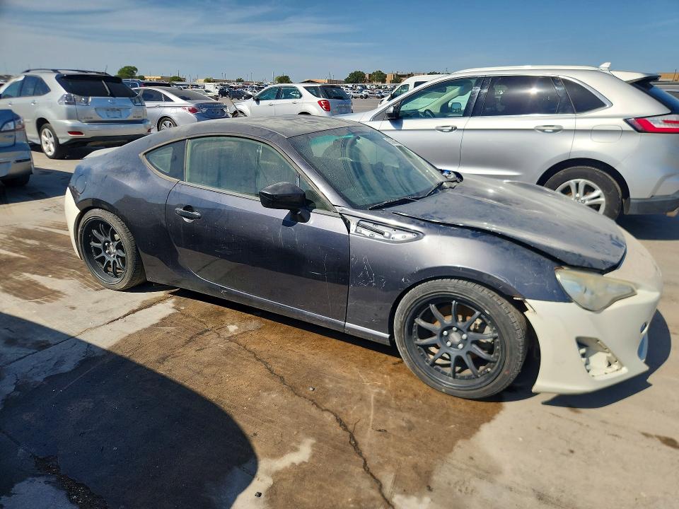 2013 Scion Fr-s VIN JF1ZNAA11D1704574 COPART salvage auction — FRONT END, Ca - Cert Of Title-Salvaged, sold $950 on 2026-08-27 (photo 4)