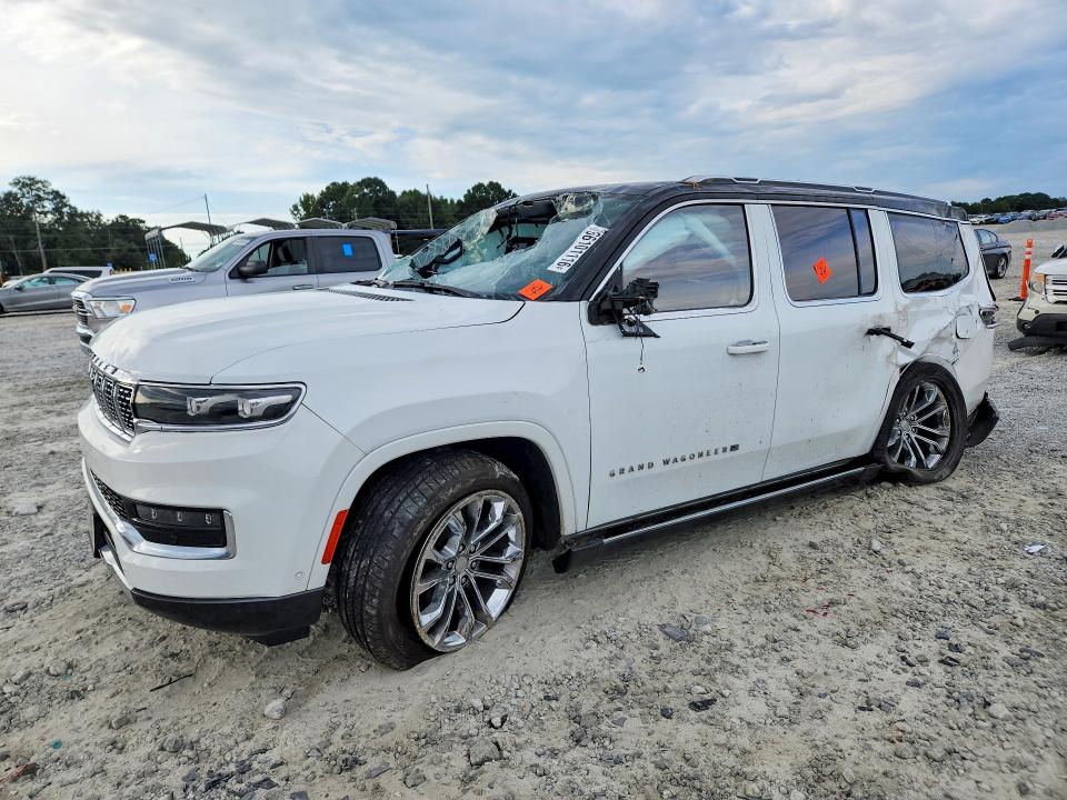 2022 Jeep Grand wagoneer VIN 1C4SJVFP7NS139741 — COPART salvage auction photo