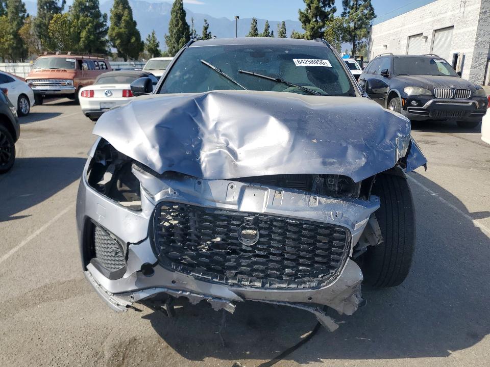 2024 Jaguar F-pace VIN SADCT2EX2RA733037 COPART salvage auction — FRONT END, Ca - Lien Papers-Salvage Or Ac, sold $3,900 on 2026-08-25 (photo 5)
