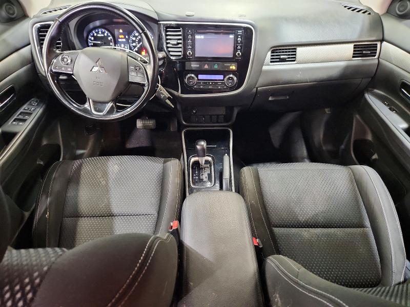 2017 Mitsubishi Outlander VIN JA4AD2A33HZ000511 COPART salvage auction — MINOR DENT/SCRATCHES, FL - CERTIFICATE OF TITLE (P), sold $2,100 on 2026-09-15 (photo 8)