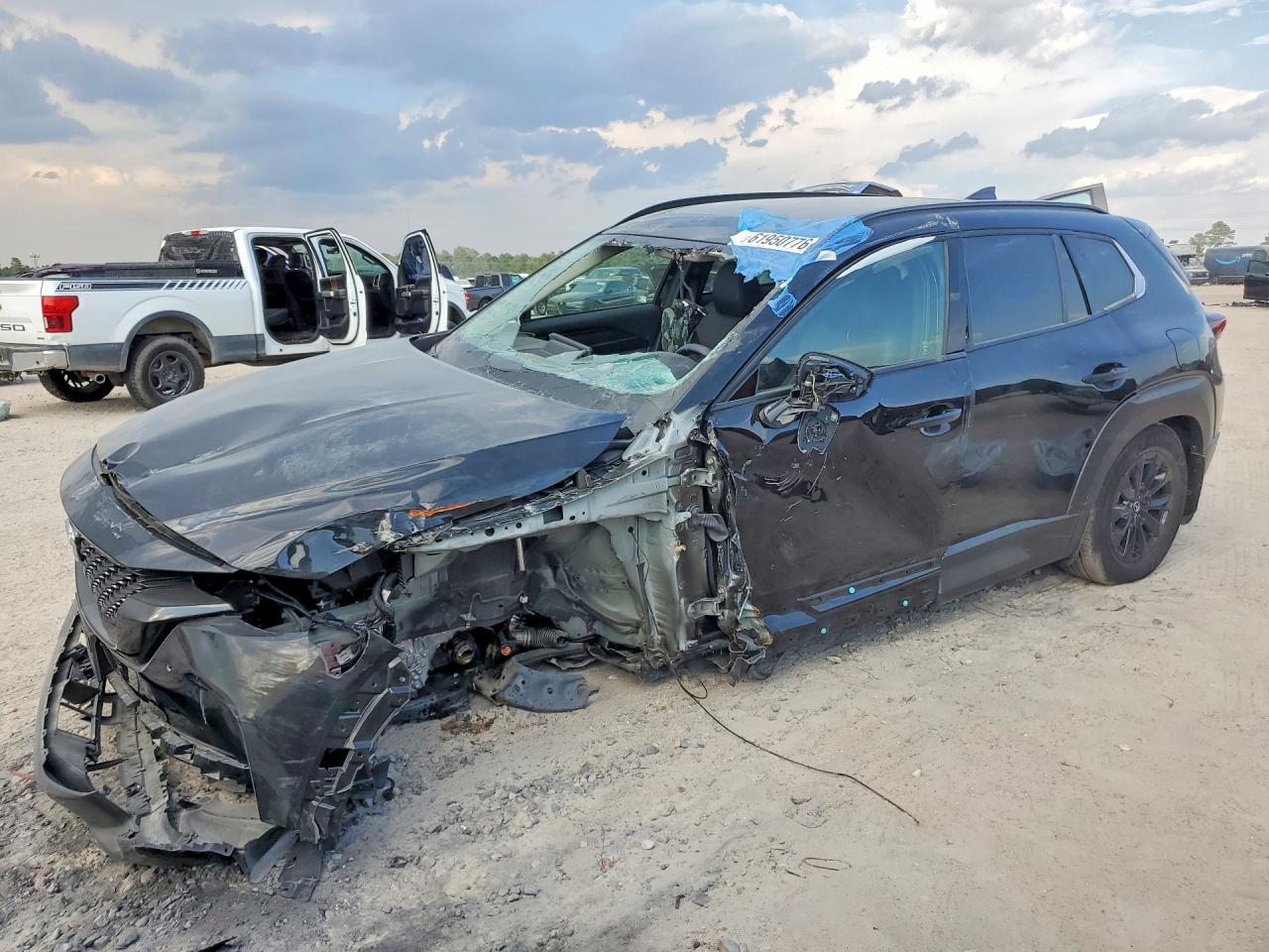 2026 Mazda CX-50 VIN 7MMVAADW3TN145886 — COPART salvage auction photo