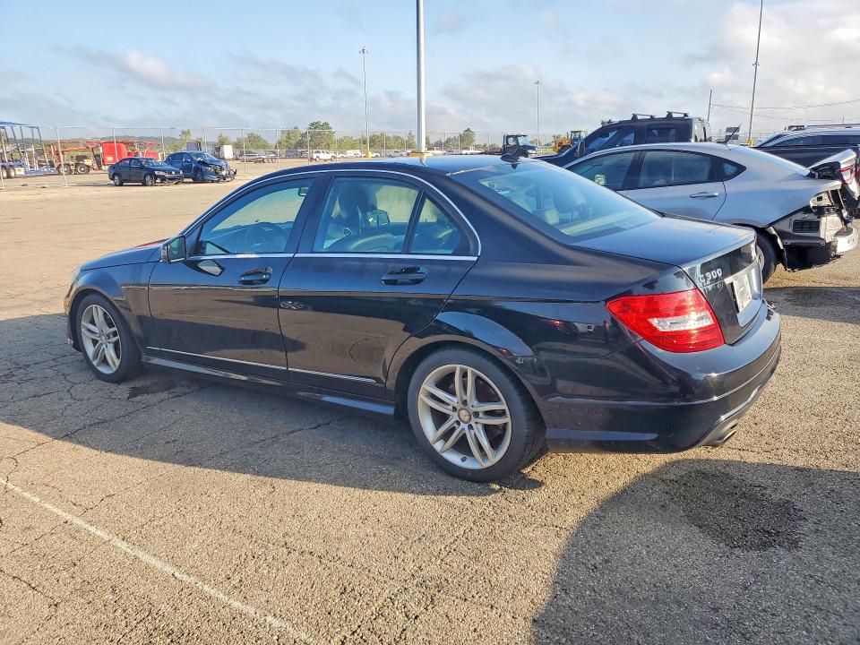 2013 Mercedes-benz VIN WDDGF8AB4DA835827 COPART salvage auction — FRONT END, OH - CERTIFICATE OF TITLE, sold $850 on 2026-08-14 (photo 2)